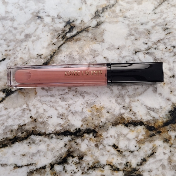 Estee Lauder Kissable Lip Shine - Picture 8 of 10
